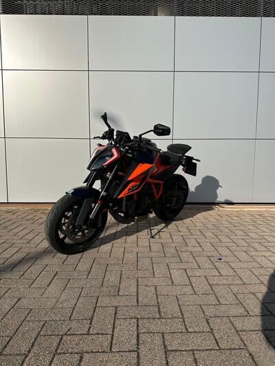 KTM 1290 Super Duke R (2021) usata