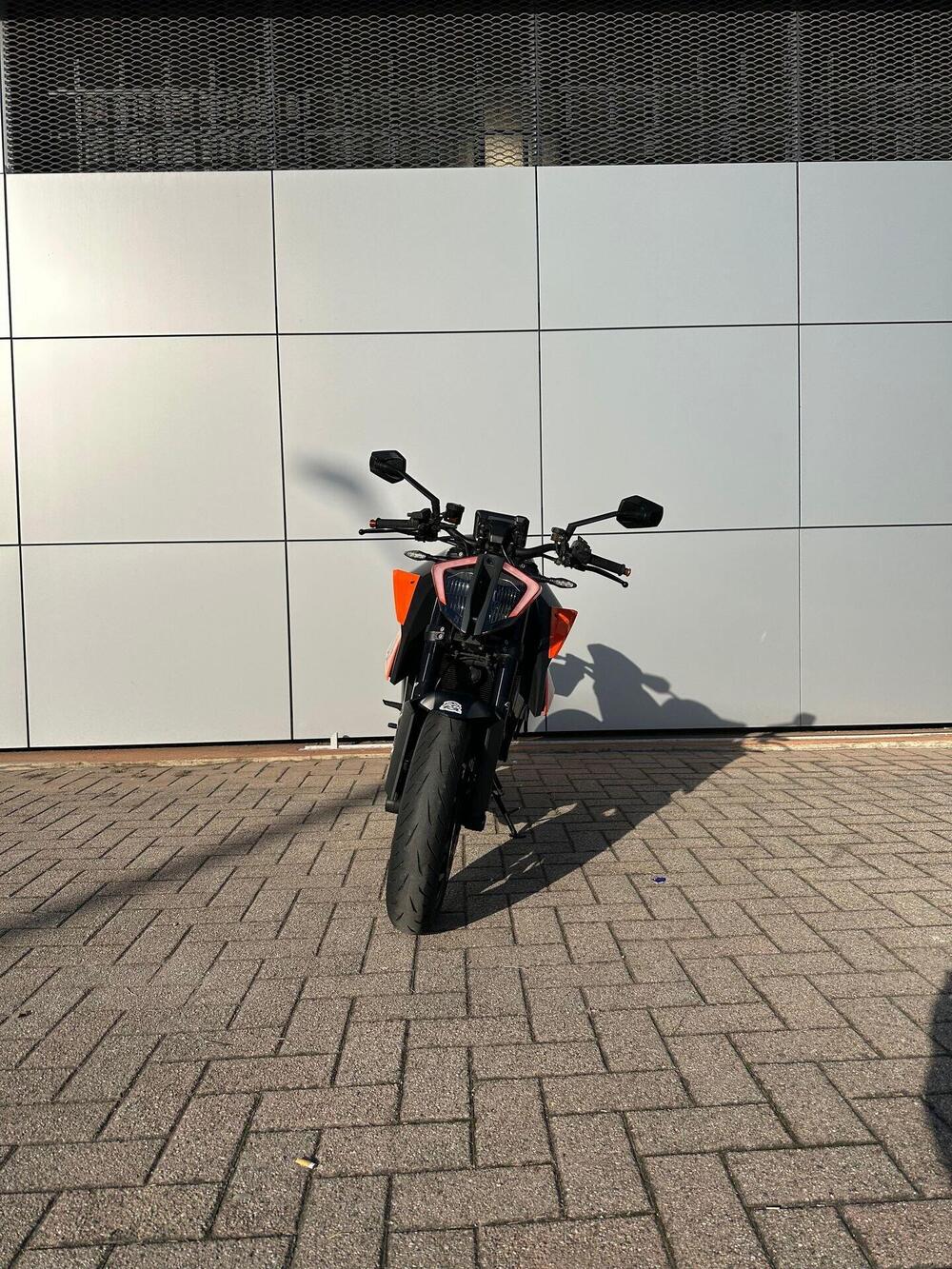KTM 1290 Super Duke R (2021) (3)