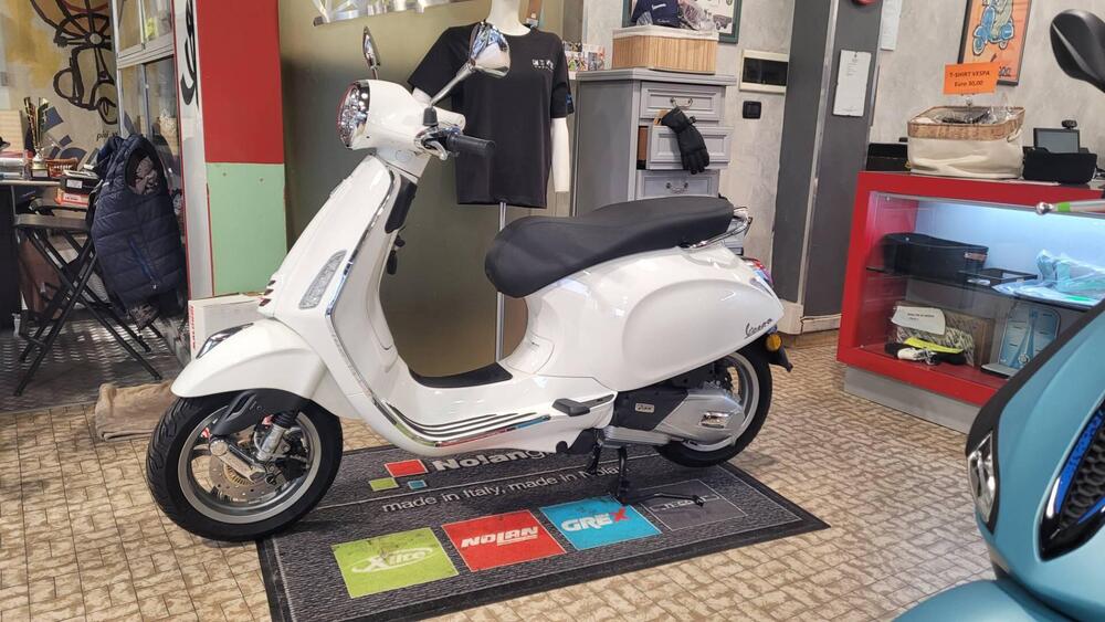 Vespa Primavera 125 (2024 - 25) (3)