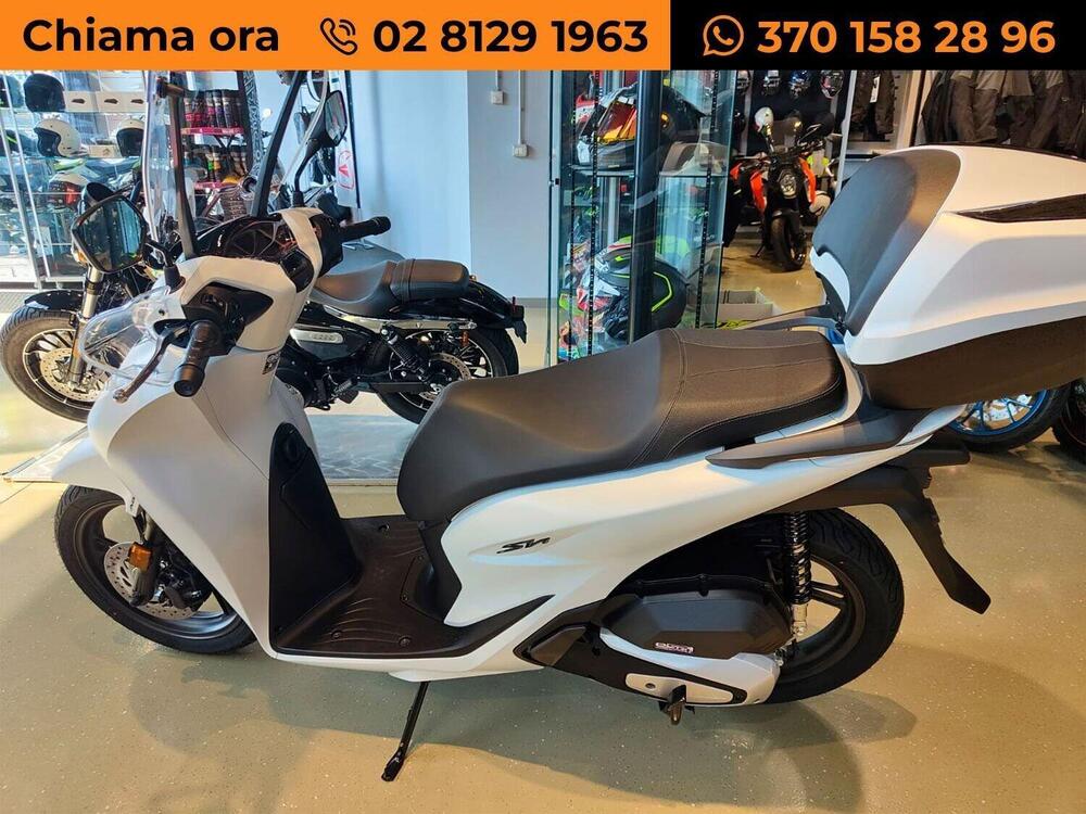 Honda SH 125i (2024 - 25) (2)