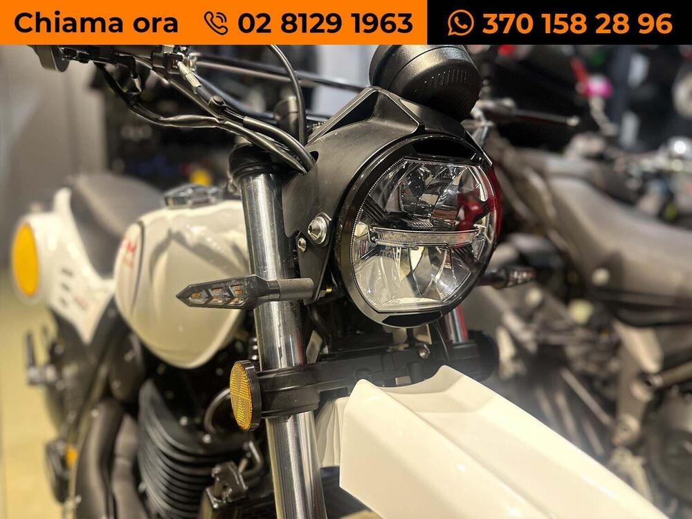 Swm Silver Vase 650 (2025 - 26) (6)