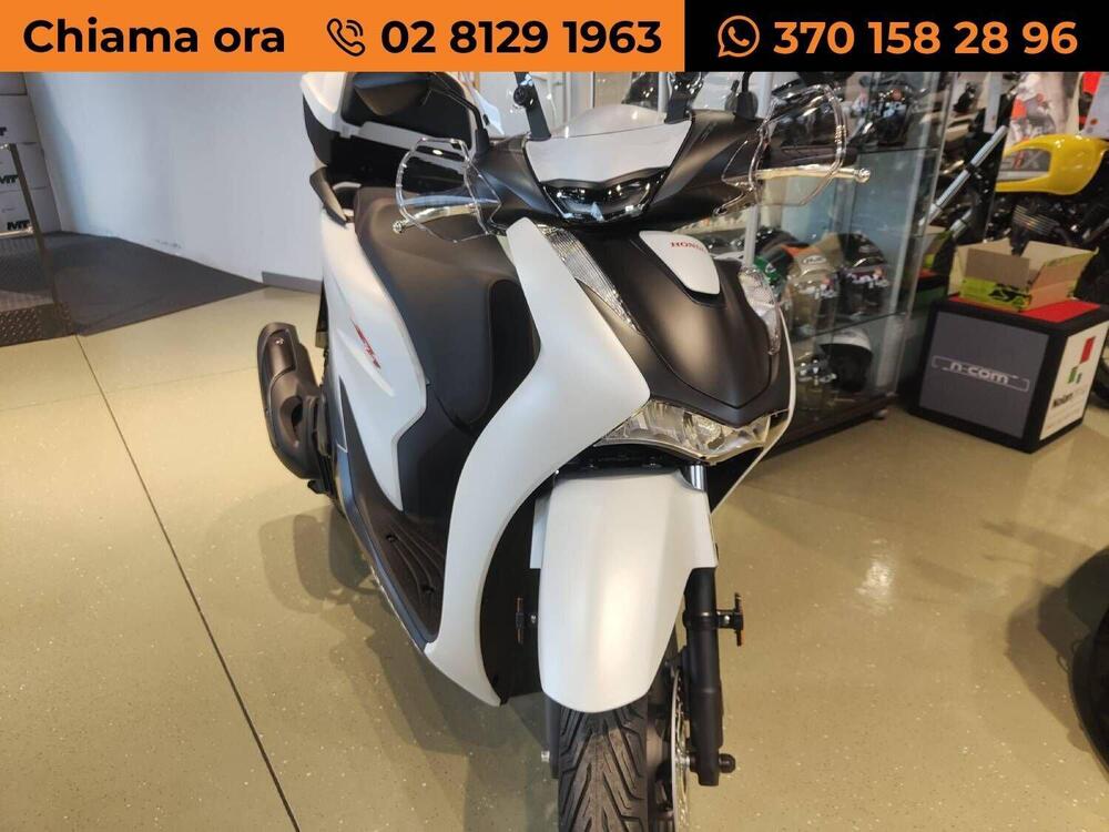 Honda SH 125i Sport (2024 - 25) (2)