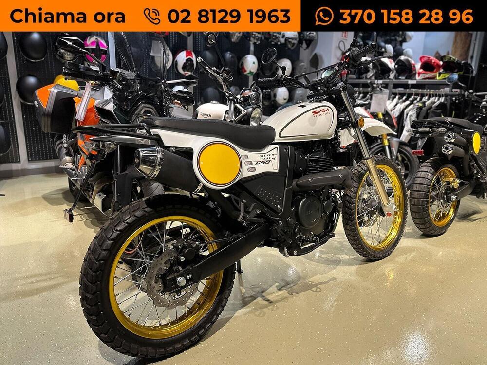 Swm Silver Vase 650 T (2025 - 26) (3)