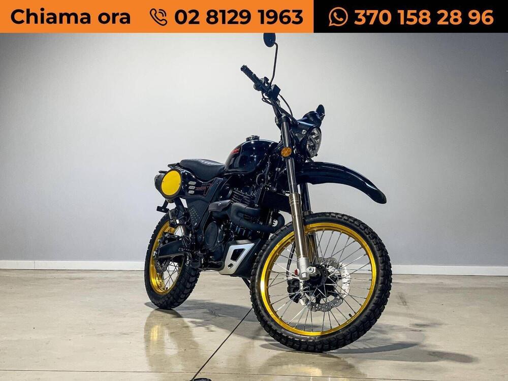 Swm Silver Vase 650 T (2025 - 26) (3)