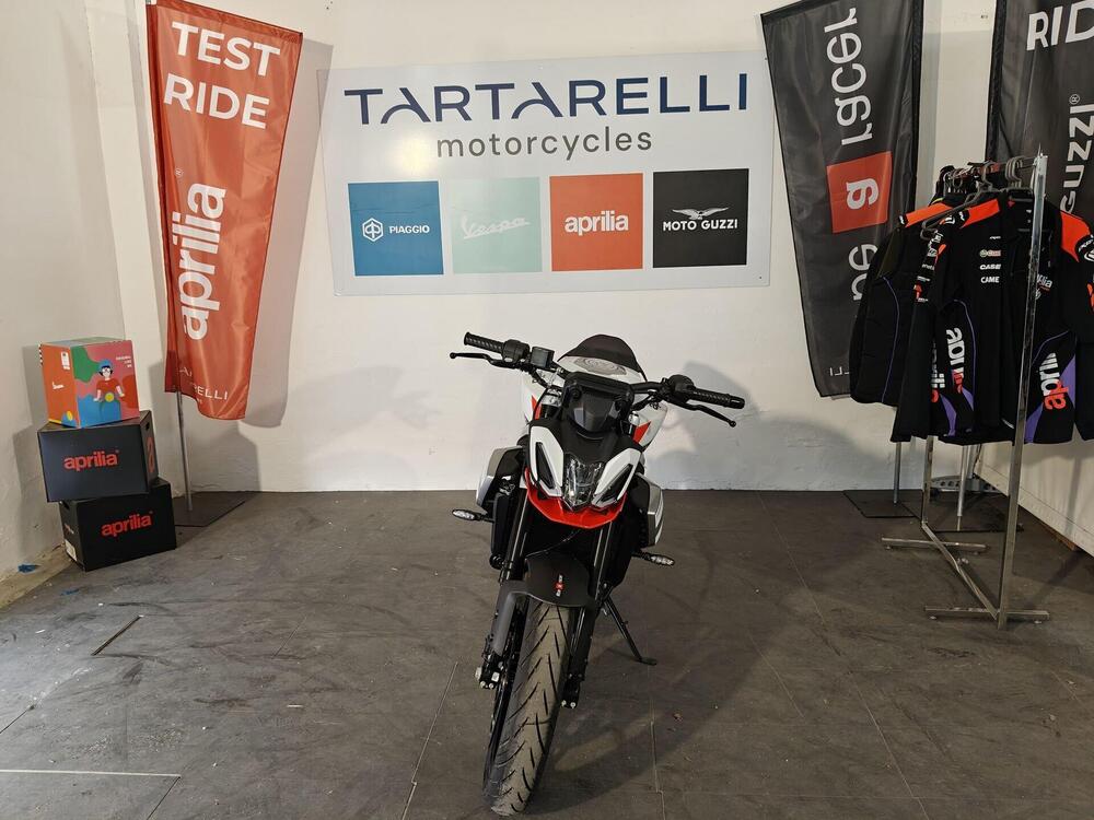 Aprilia Tuono 457 (2025 - 26) (2)