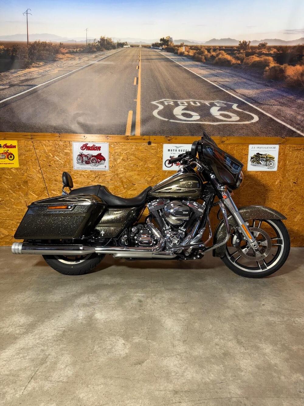 Harley-Davidson 1690 Street Glide Special (2014 - 16) - FLHX (3)