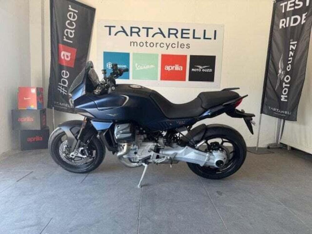 Moto Guzzi V100 Mandello (2025 - 26)