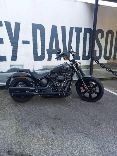 Harley-Davidson Street Bob 114 (2021 - 24) usata
