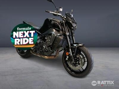 Yamaha MT-09 (2021 - 23) usata