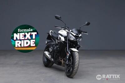 Triumph Street Triple 765 R (2023 - 26) usata