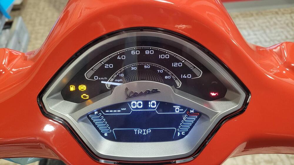 Vespa Primavera 125 (2024 - 25) (5)