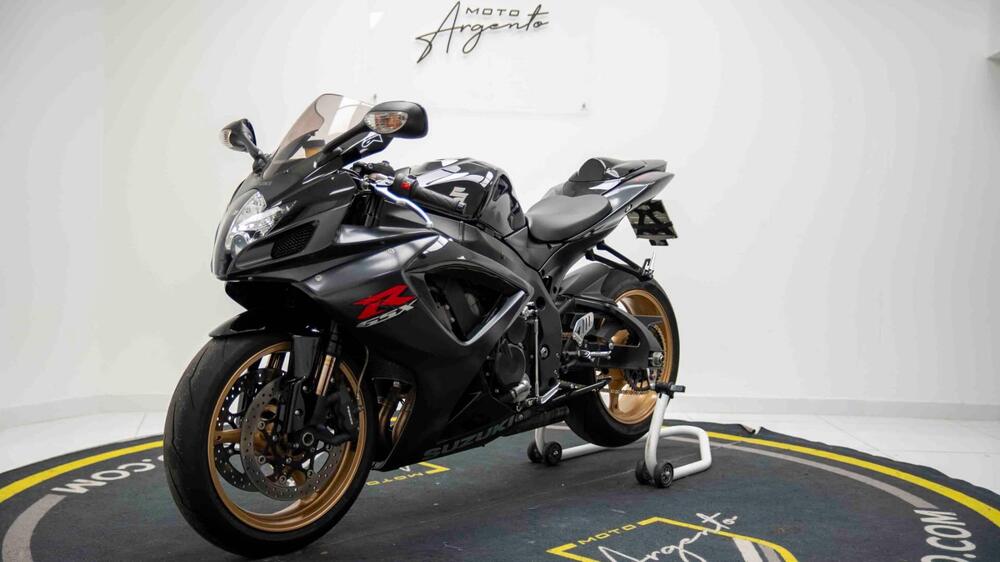 Suzuki GSX R 750 (2006 - 07) (7)