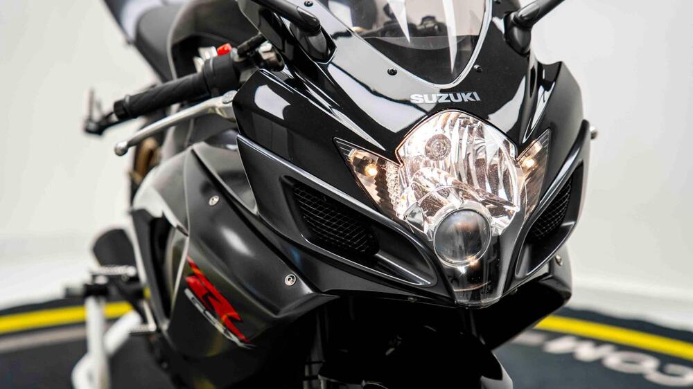 Suzuki GSX R 750 (2006 - 07) (15)