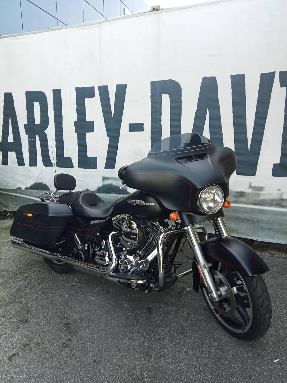 Harley-Davidson 1690 Street Glide Special (2014 - 16) - FLHX (2)