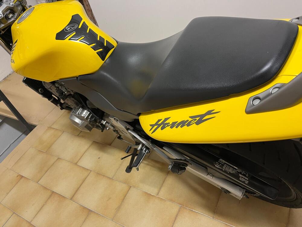 Honda Hornet 600 (2000 - 02) (2)