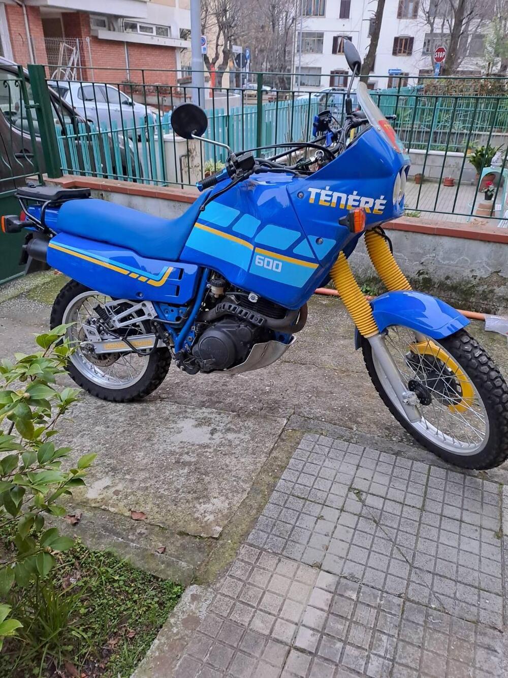 Yamaha Xt z 600 3aj (4)