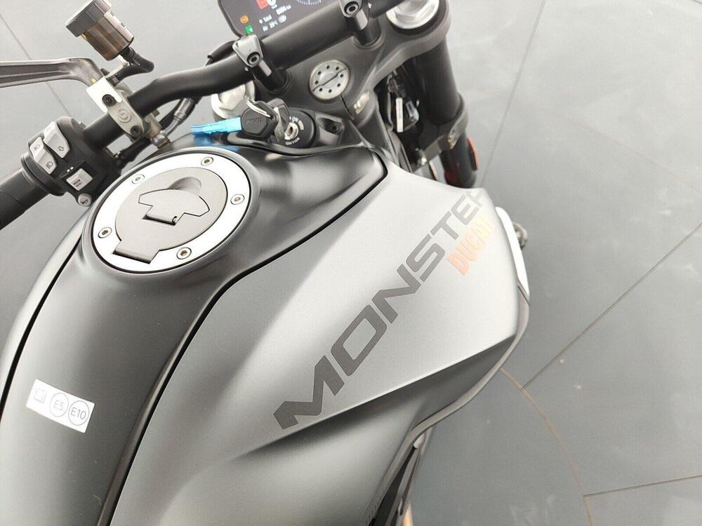 Ducati Monster 937 (2021 - 25) (8)