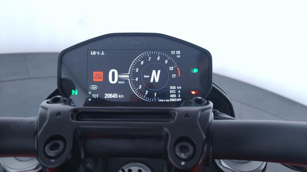 Ducati Hypermotard 950 RVE (2020) (12)