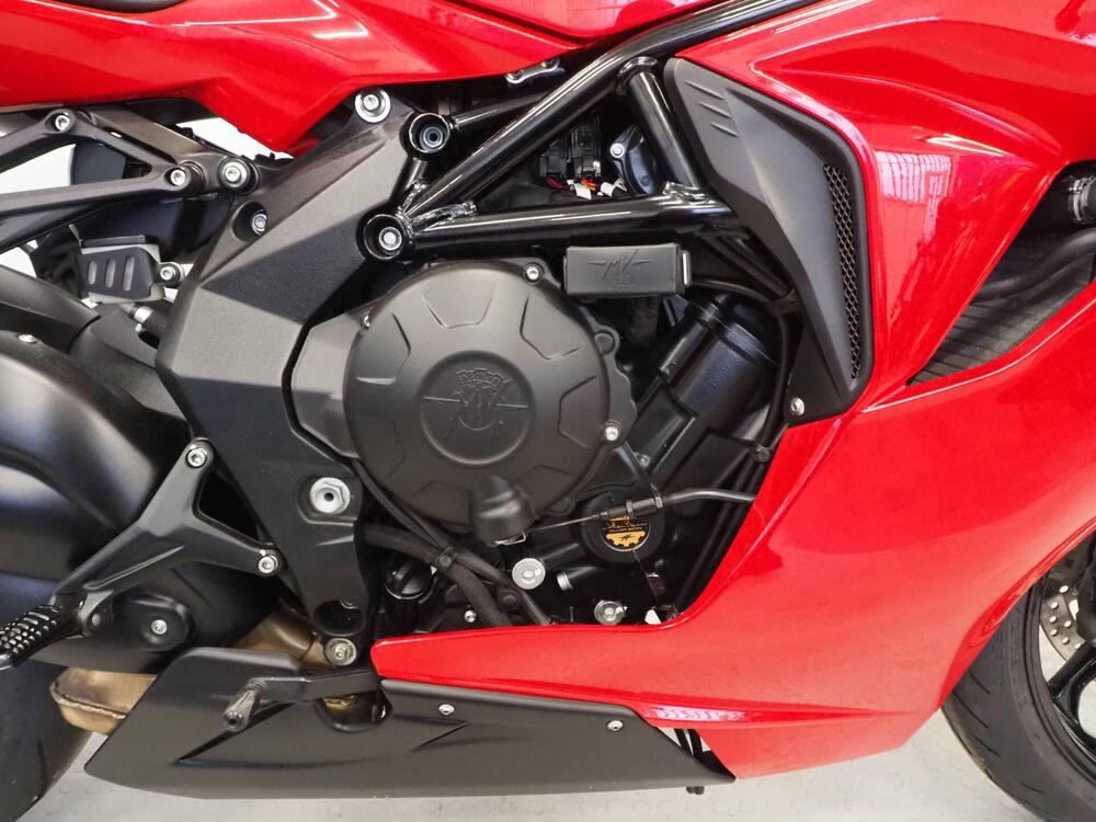 MV Agusta F3 800 R (2023 - 26) (2)
