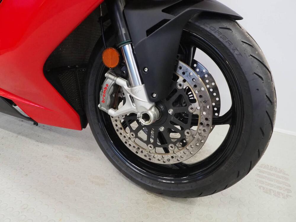 MV Agusta F3 800 R (2023 - 26) (3)