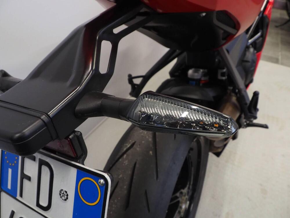 MV Agusta F3 800 R (2023 - 26) (8)