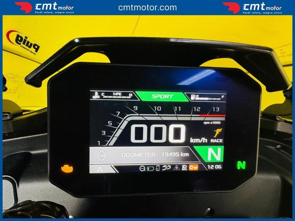 Aprilia Tuono V4 (2021 - 24) (6)