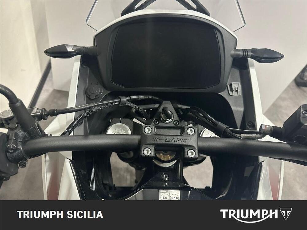 Moto Morini X-Cape 650 (2021 - 26) (13)