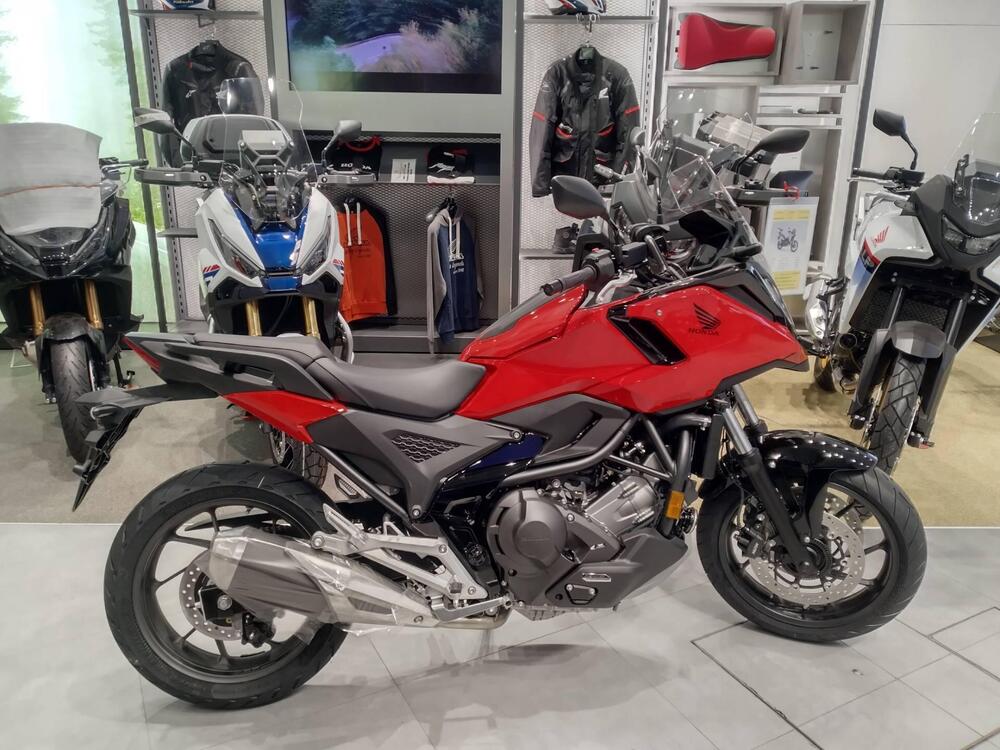 Honda NC 750 X DCT (2025 - 26)