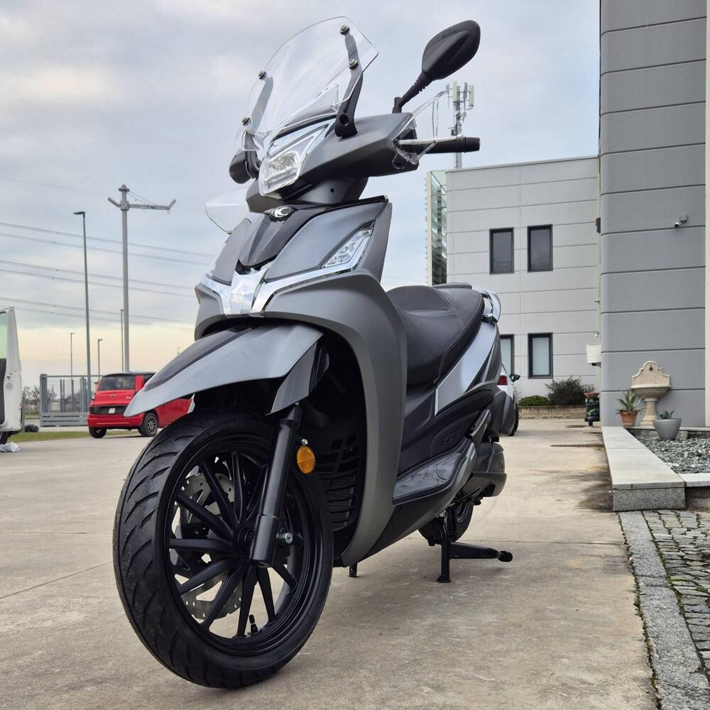 Kymco Agility 300i (2021 - 25) (4)