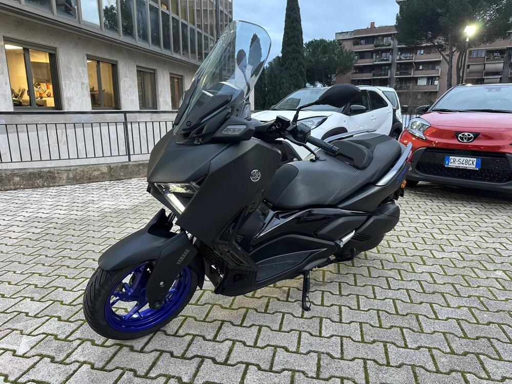 Yamaha X-Max 300 (2021 - 24) (3)