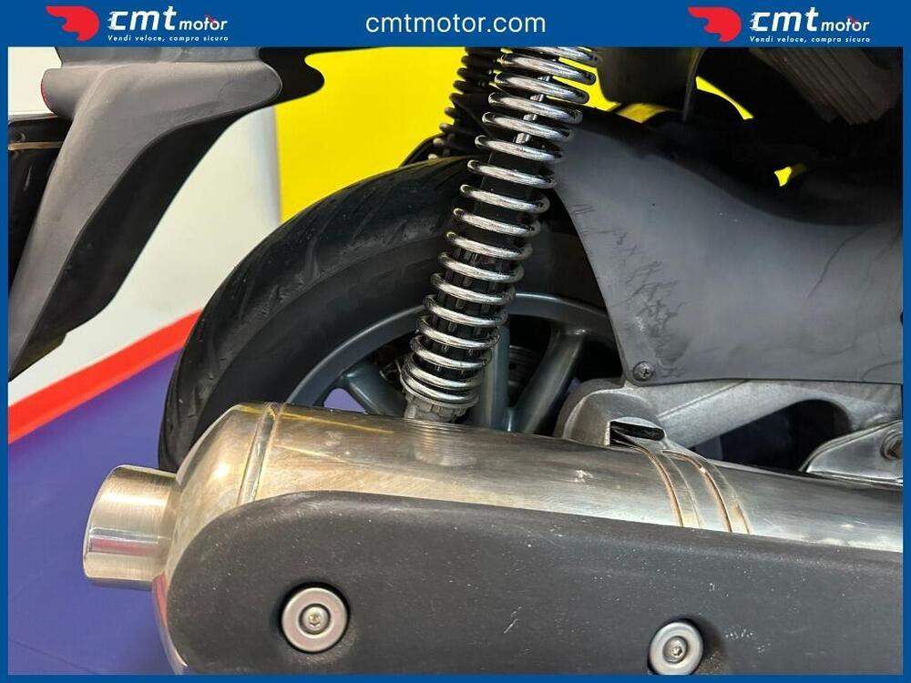 Piaggio Beverly Tourer 400 (2008 - 11) (8)