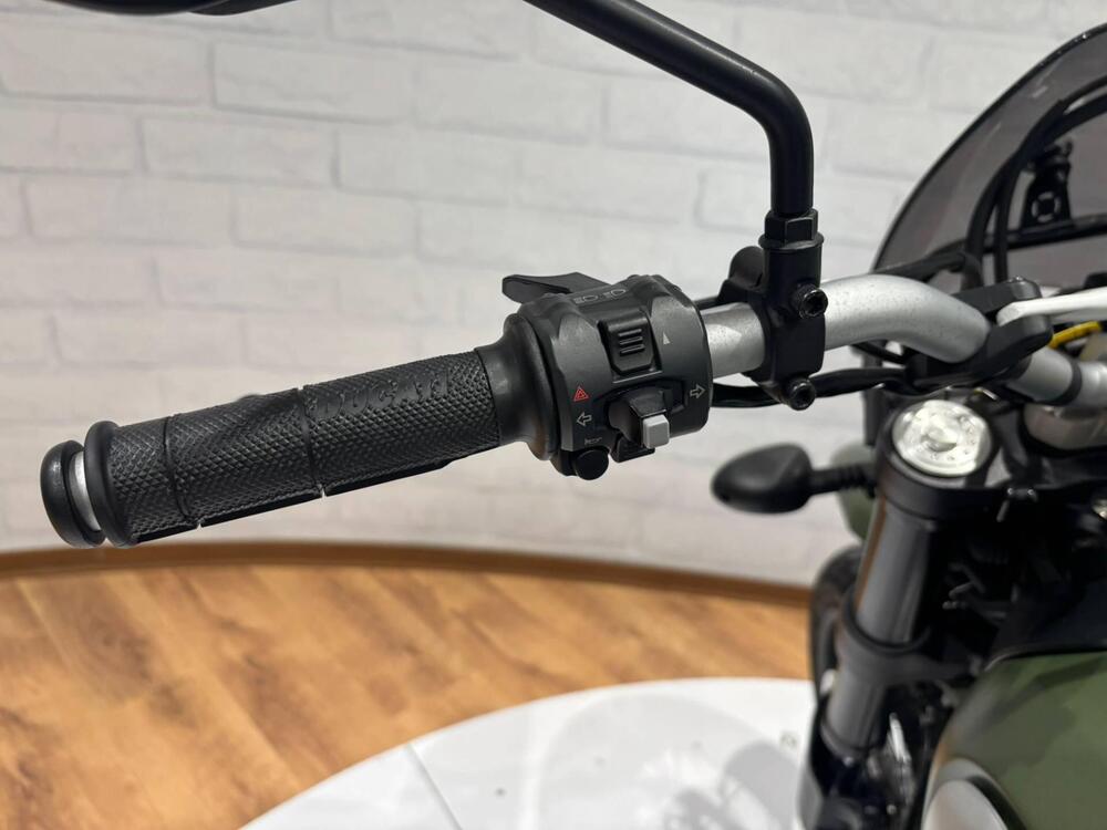 Ducati Scrambler 800 Flat Track Pro (2016 - 17) (9)
