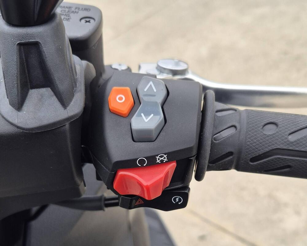 Kymco Downtown 350i GT (2024 - 26) (8)