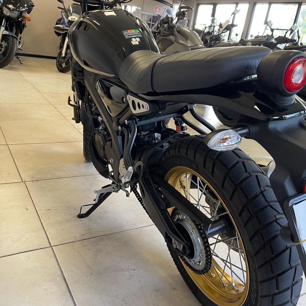 Yamaha XSR 125 Legacy (2022 - 24) (8)