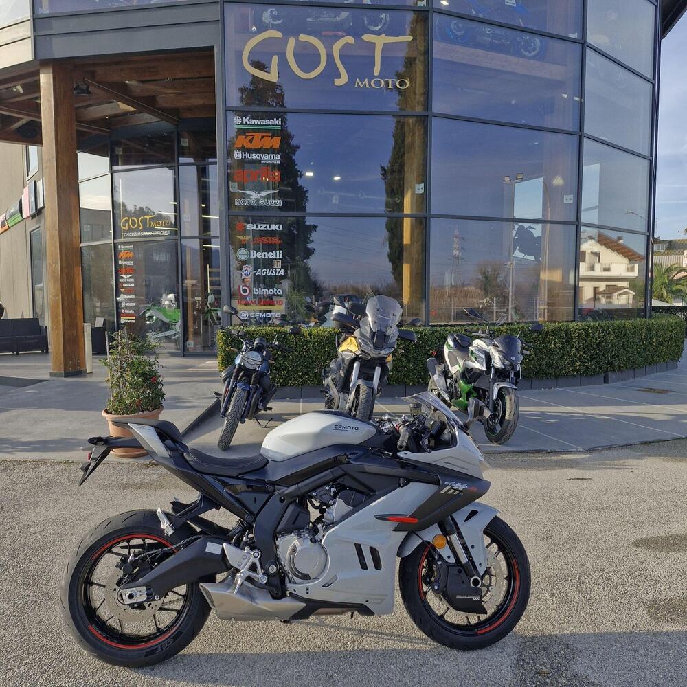 CFMOTO 675SR-R (2025 - 26)