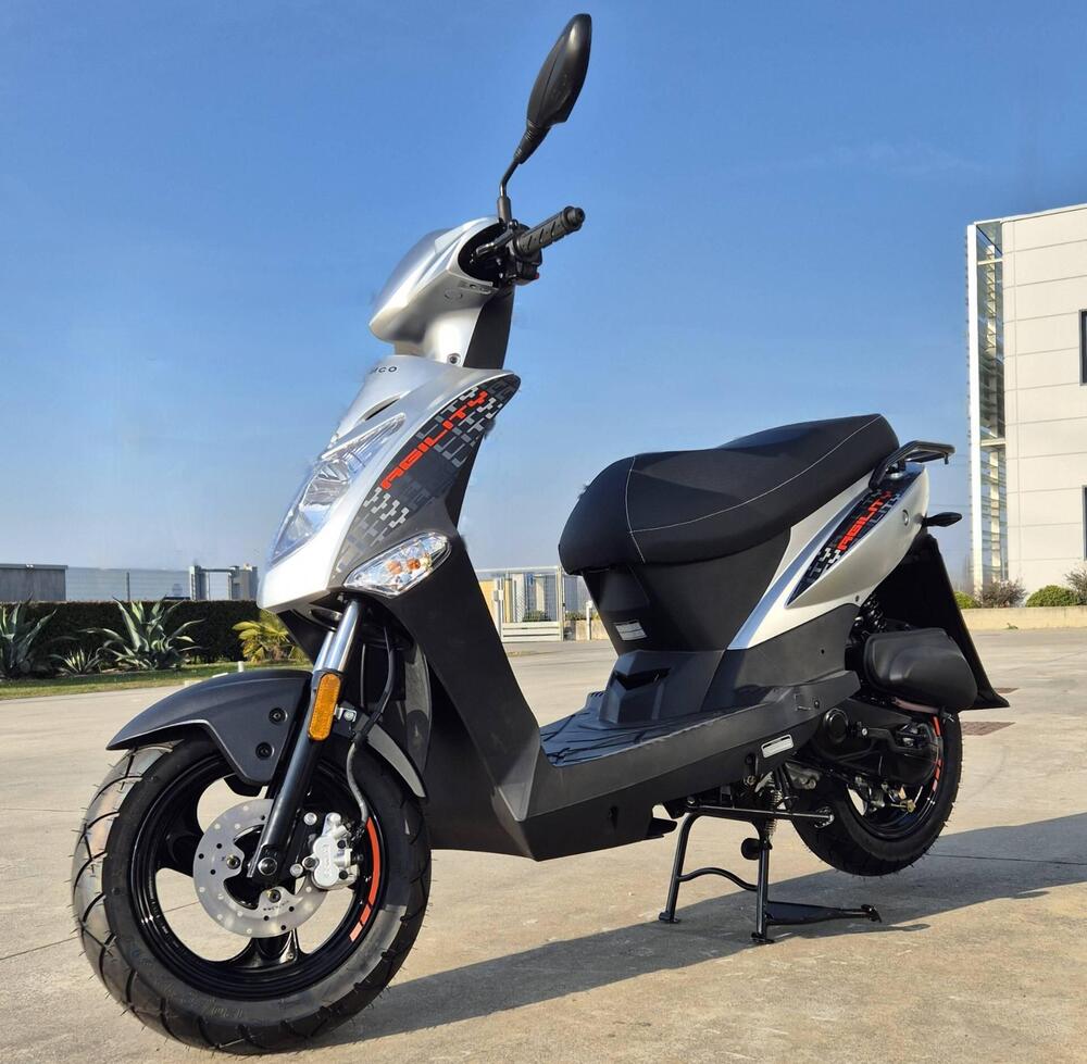 Kymco Agility 50 R12 (2021 - 25) (4)