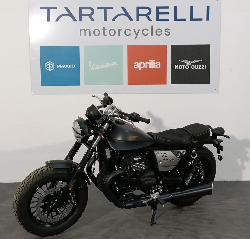 Moto Guzzi V9 Bobber Special Edition (2023 - 25) (2)