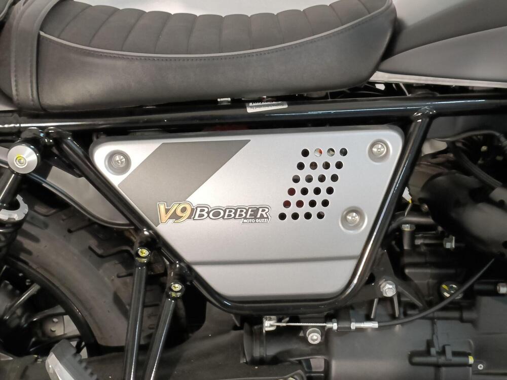 Moto Guzzi V9 Bobber Special Edition (2023 - 25) (9)
