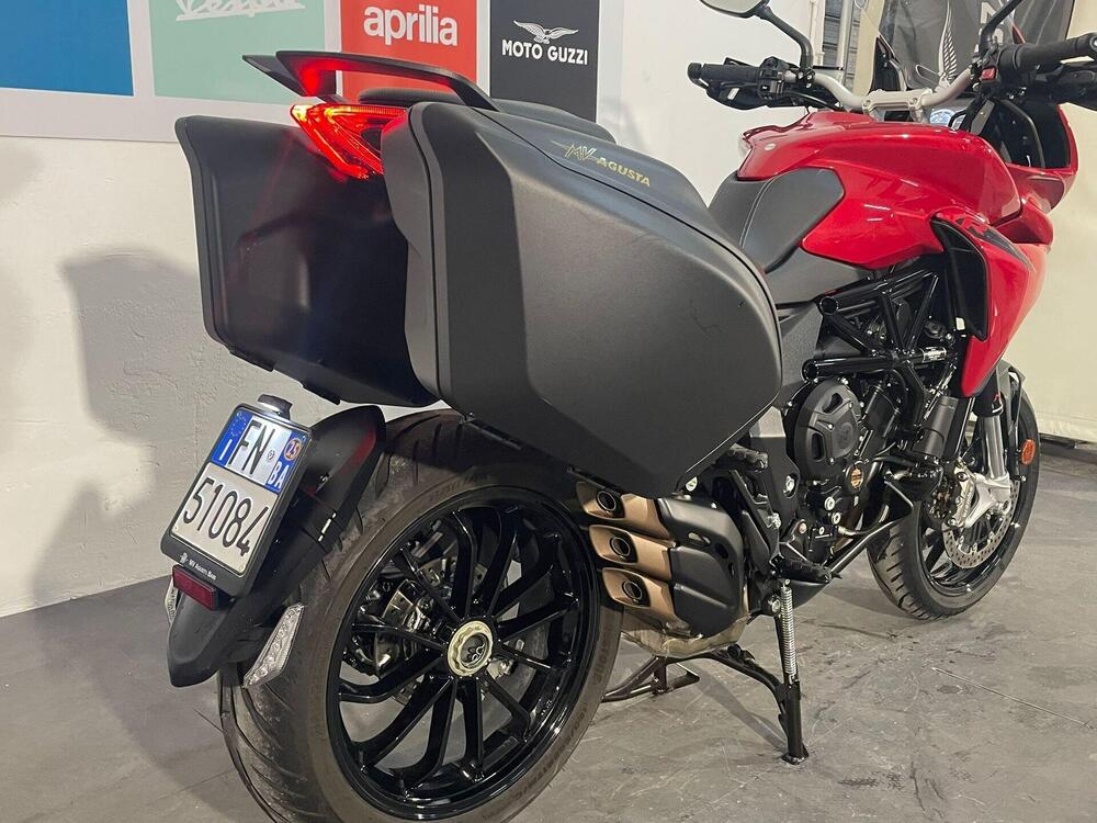 MV Agusta Turismo Veloce 800 R (2023 - 26) (7)