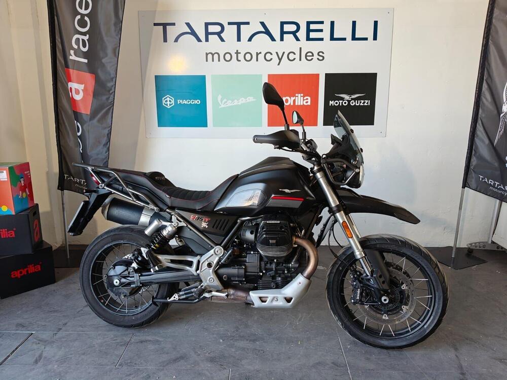 Moto Guzzi V85 TT (2021 - 23) (5)