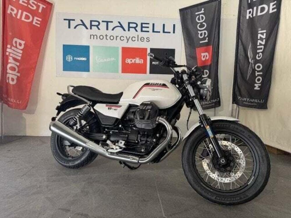 Moto Guzzi V7 Special (2025 - 26) (3)