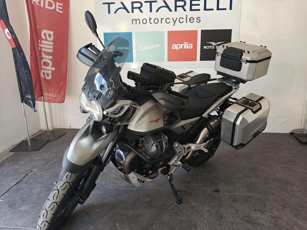 Moto Guzzi V85 Strada (2024 - 26)