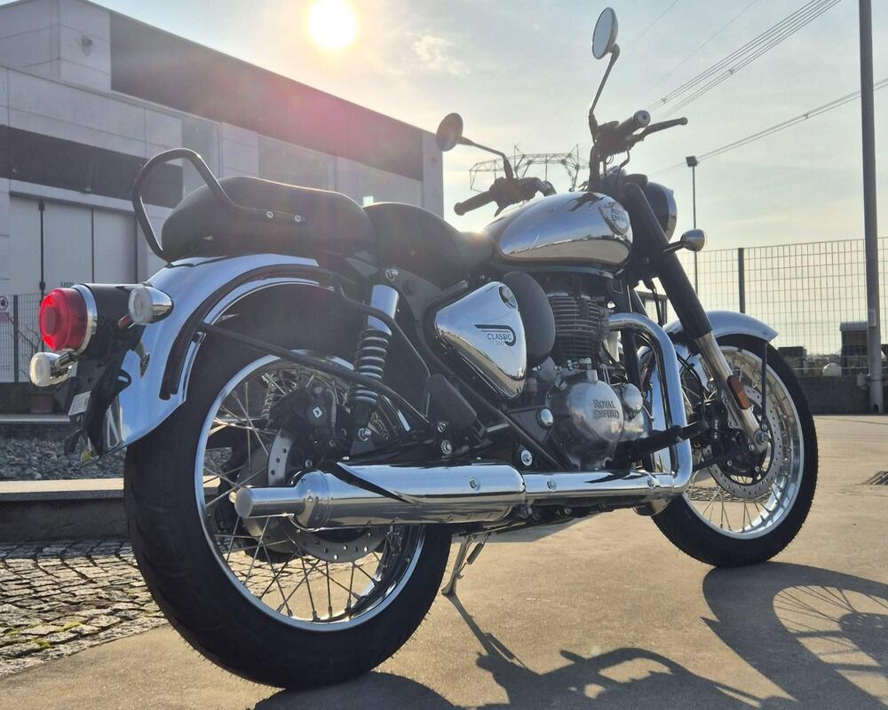 Royal Enfield Classic 350 (2021 - 26) (2)