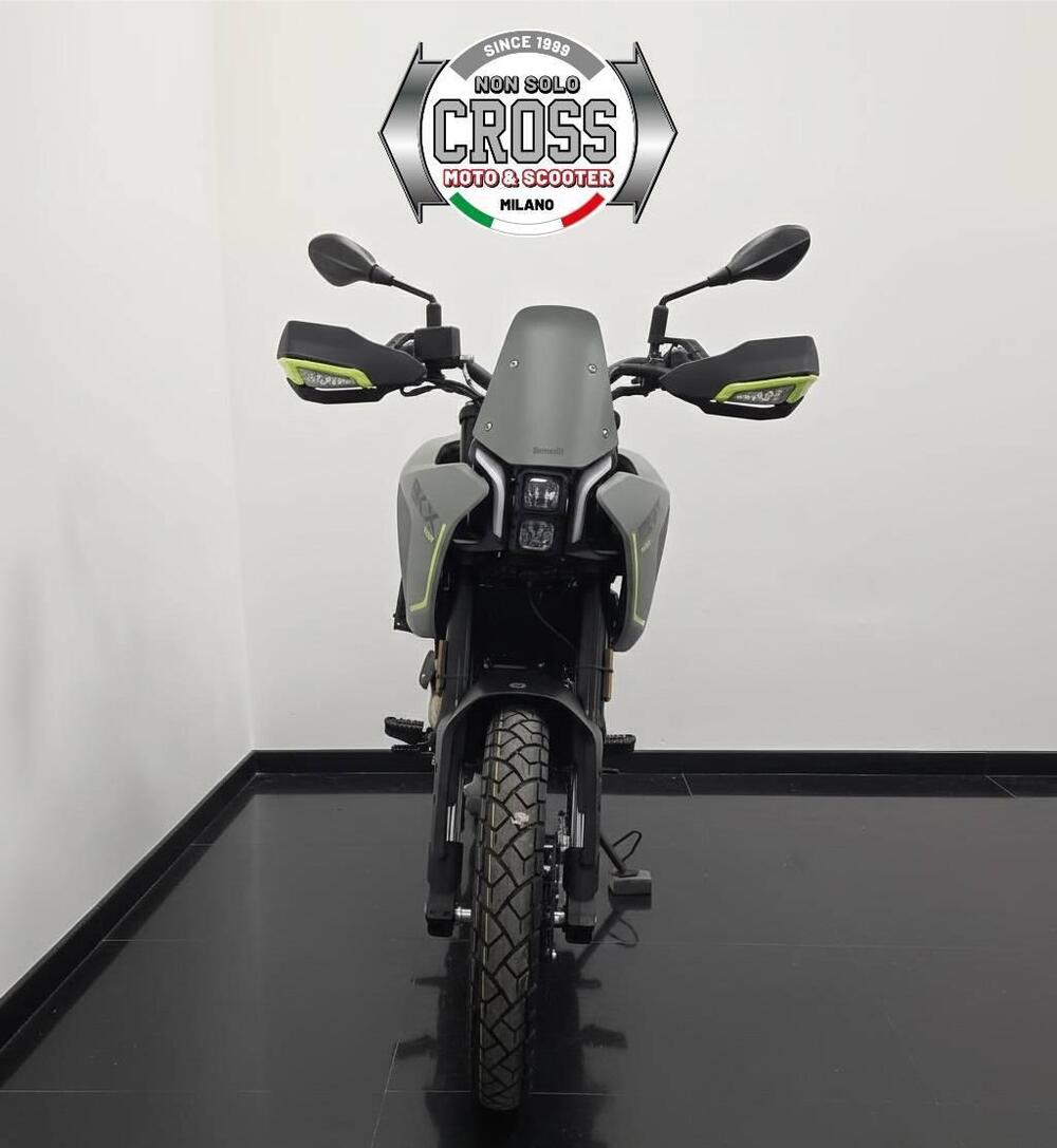 Benelli BKX 125 (2026) (7)