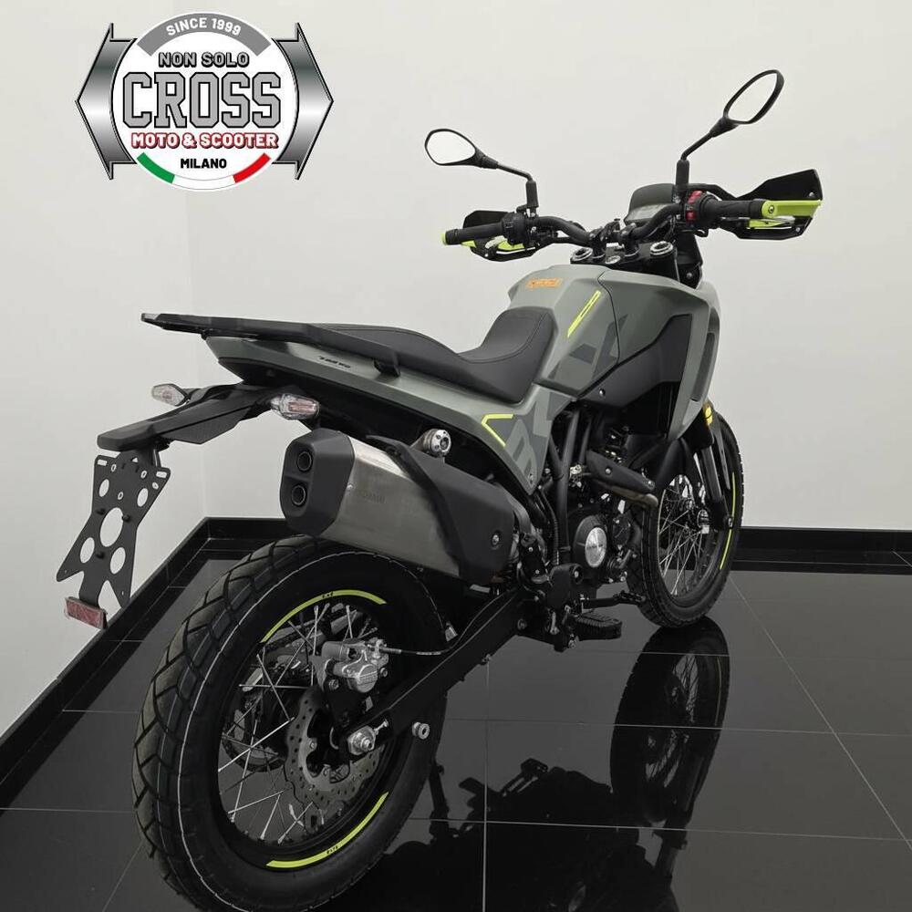 Benelli BKX 125 (2026) (8)