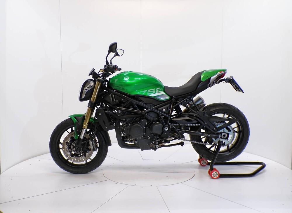 Benelli 752 S (2022 - 25) (4)