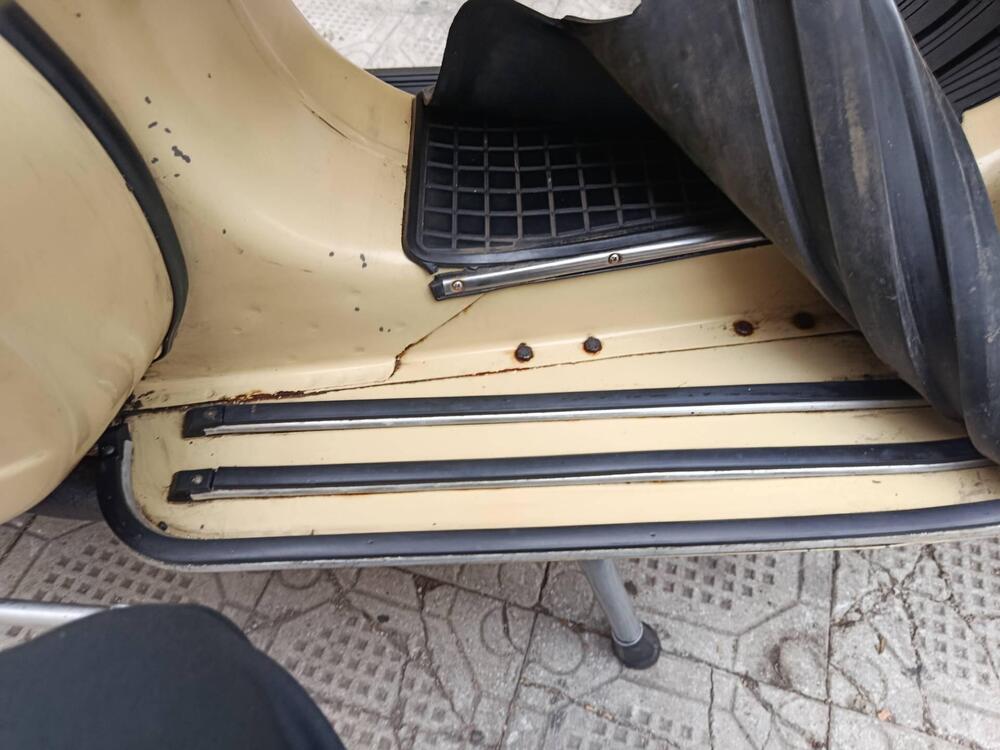 Piaggio Vespa PX150E 1981 (8)