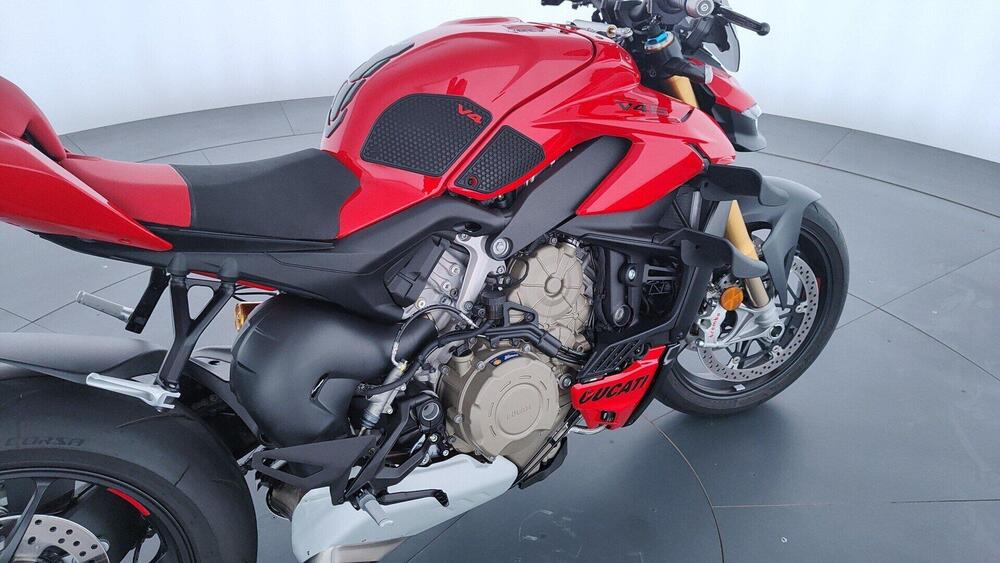 Ducati Streetfighter V4 S (2023 - 24) (13)