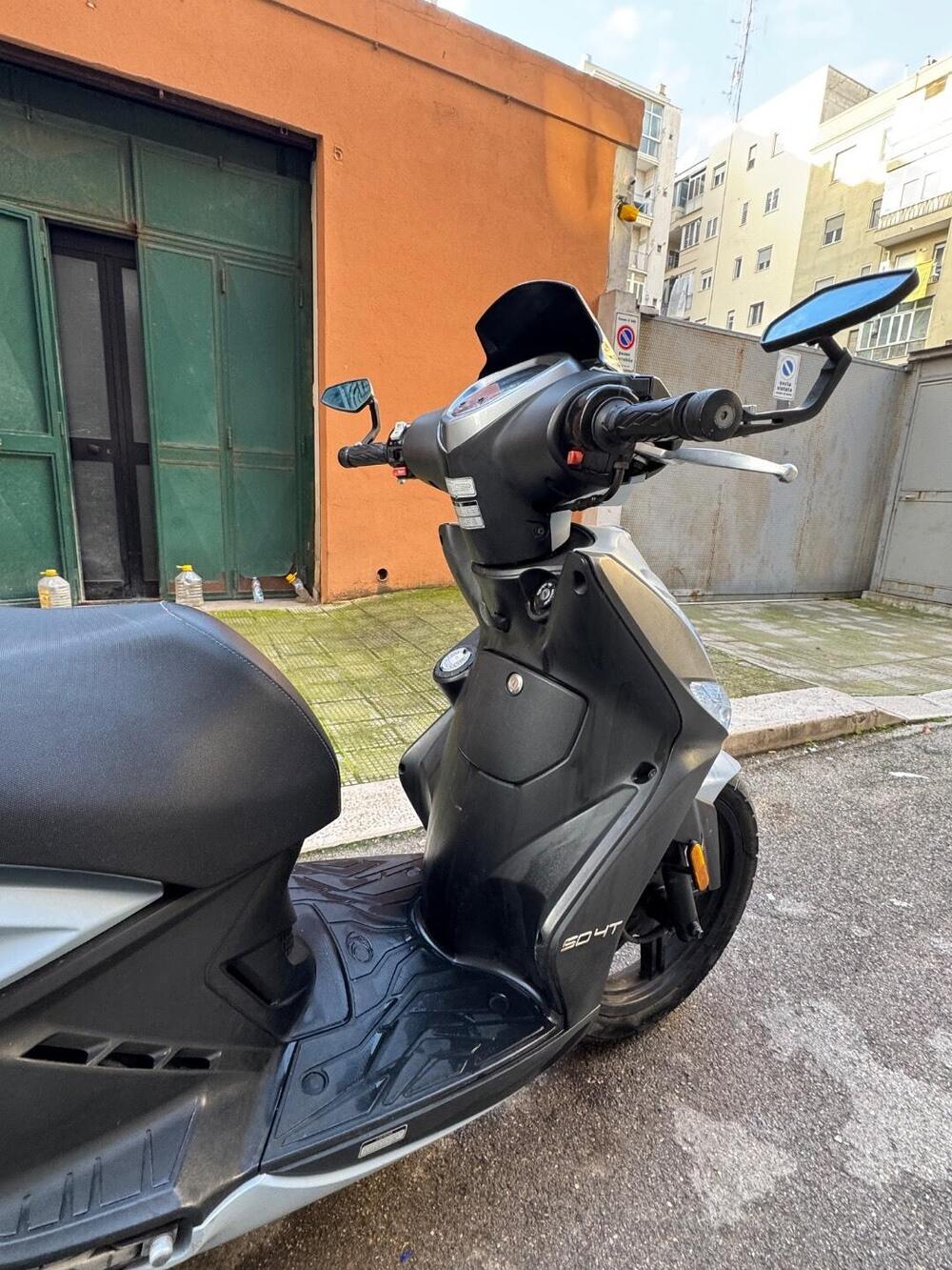Kymco Agility 50 R16 + (2021 - 26) (4)