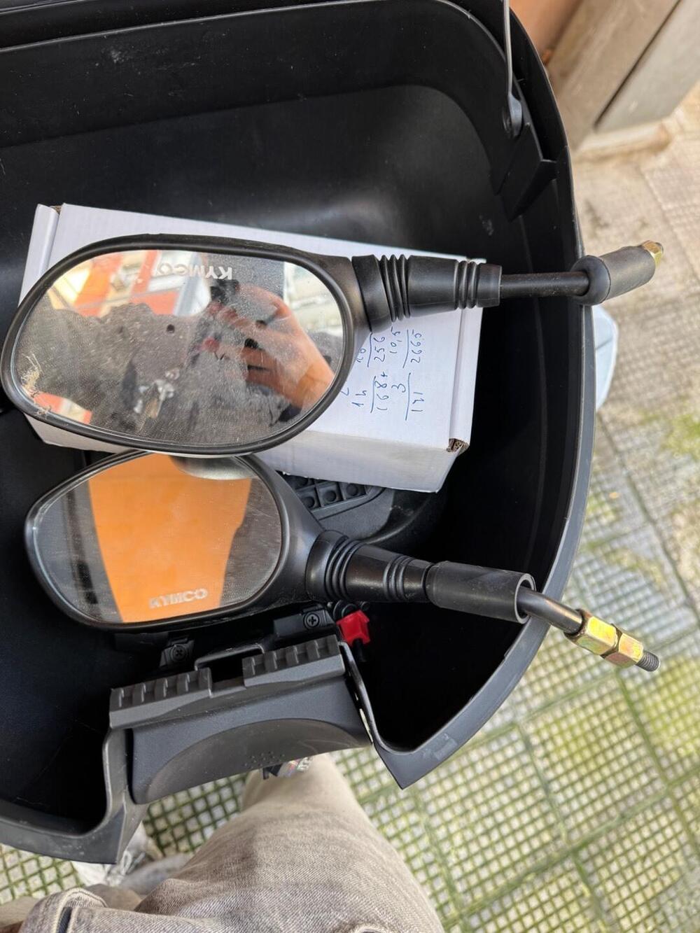 Kymco Agility 50 R16 + (2021 - 26) (16)